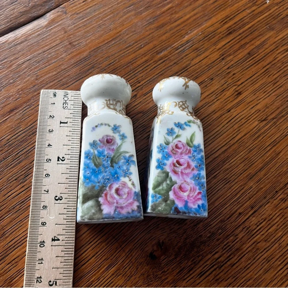 Antique Hand Painted Floral Gold Salt And Pepper Shakers